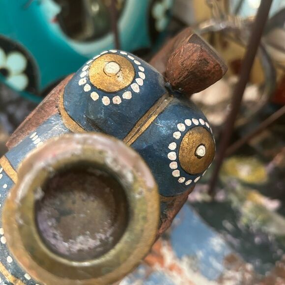 Wooden Hand Craved Elegant  Elephant Candle Stick Holder - Picture 16 of 16